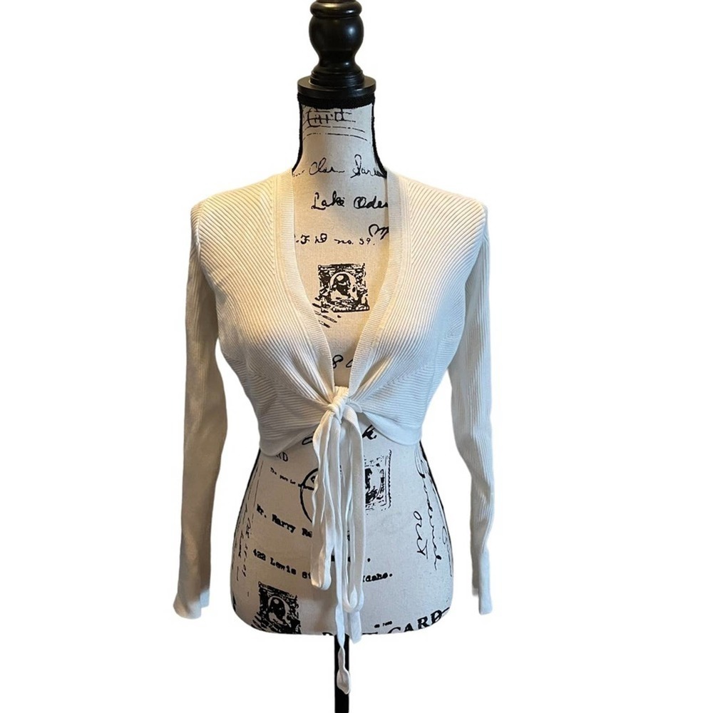 MOTH Anthropologie Cropped Ribbed Tie front Sweater Ivory White size Medium Wrap